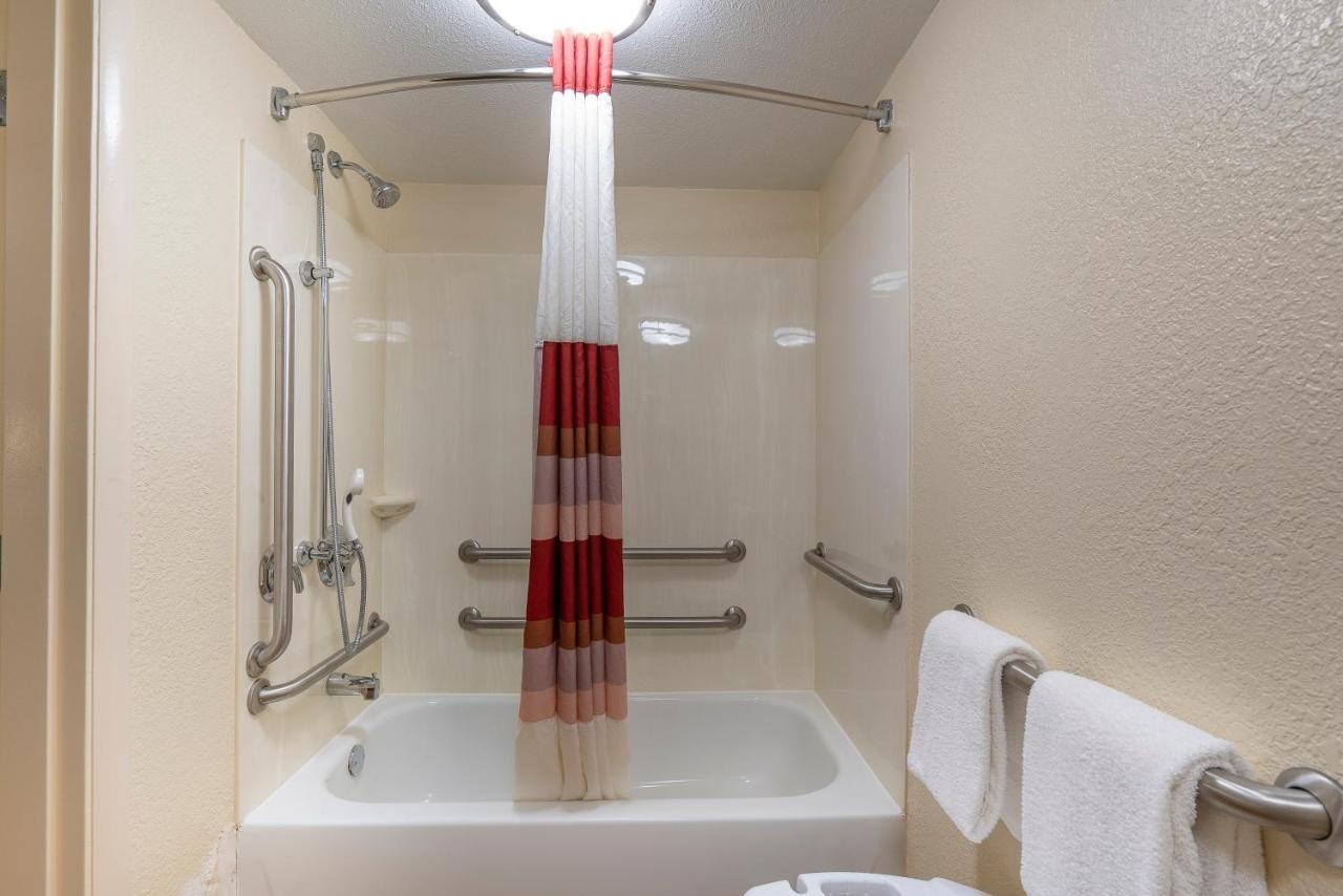Red Roof Inn Indianapolis - Castleton Ngoại thất bức ảnh
